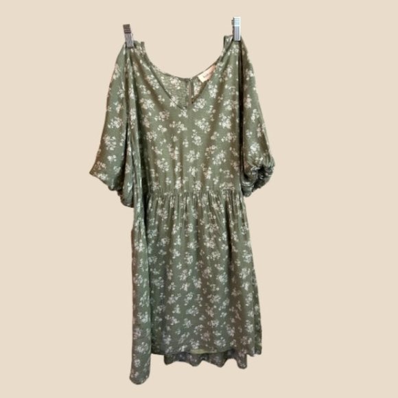 Oversized Floral Bohme Dress - Picture 1 of 4